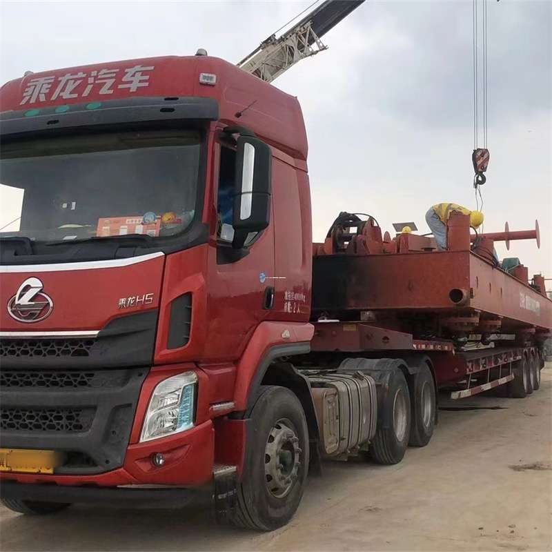 河南漯河临颍县到吐鲁番物流公司，专业货运服务助您成功